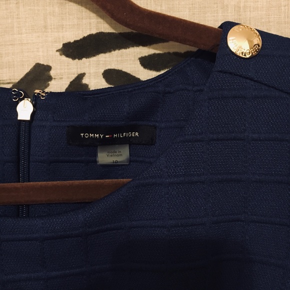 Tommy Hilfiger Square Pattern Bodycon Dress - Picture 2 of 4